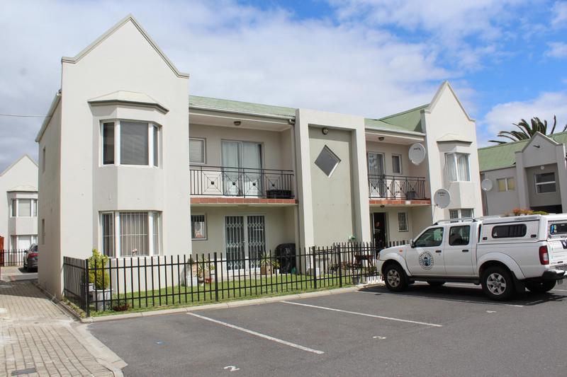 2 Bedroom Property for Sale in Goodwood Park Western Cape